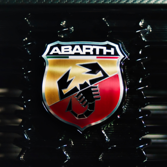 imagem sobre Pulse Abarth ao som de Scorpions